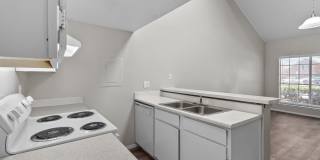 Parkwood Square Estates Gallery 15