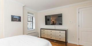 1701-15 LOCUST STREET Gallery 14