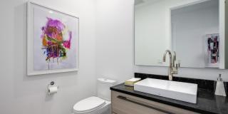 403 N Wabash Avenue Gallery 21