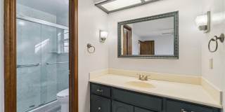 11805 Ashford Drive Gallery 34
