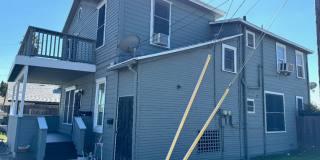 Nice duplex that is close to downtown Gallery 1