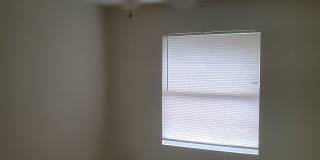 Greenbriar Location!  3 bedroom 2 bath 2 car garage! Gallery 9