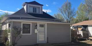 Spacious and Bright 3B Home in Longmont Available for August. Great Location! Gallery 1
