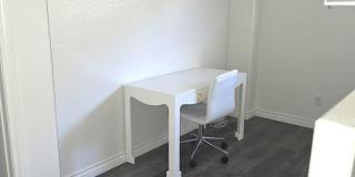 Firewood/ 3 Bedroom Furnished Gallery 6