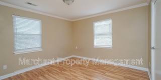 717 Bennett Street Gallery 19