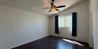 Lancaster 3 Bedroom + 2 Bathroom Gallery 11