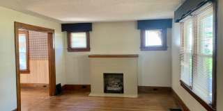 1525 Miami Ct Ne Gallery 2