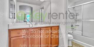 Updated 2BR/2BA Condo with Garage in Prime Folsom Location! Gallery 5