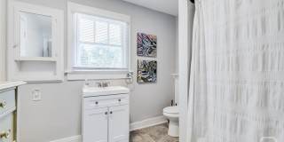 1317 E 38th Street Gallery 23