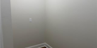 116 BERGER Street Gallery 29