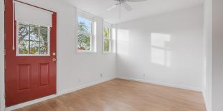 814 11TH Street NE Gallery 20