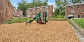 Hyde Park Townhomes Gallery 5