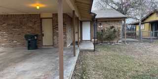 419 Live Oak St Gallery 1