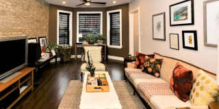 2019 N Hoyne Ave Gallery 2