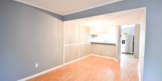 COMING SOON!! 3 Bedroom 1.5 Bathroom Townhome- Pets Considered Gallery 9