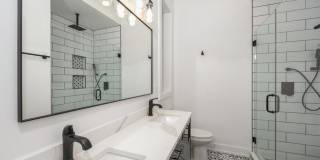 1541 N Washtenaw Ave Gallery 10