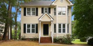 3-Bedroom Hedingham Home with Golf Course Views & Expansive Deck Gallery 1