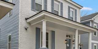 711 W 44th St Gallery 1