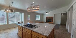 SPACIOUS HOME IN LAVERKIN FOR RENT! Gallery 14