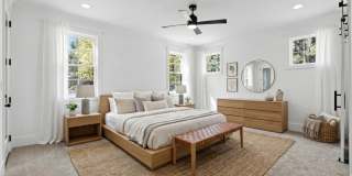 1625 N Main Street Gallery 30