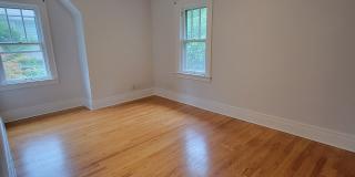 112 Alden Street Gallery 10