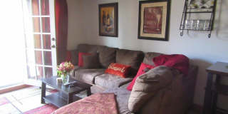 8 Maple St Gallery 1