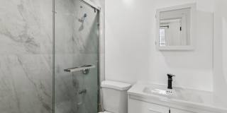 1225 SPRUCE Street Gallery 14