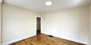 98 Safford St Gallery 16