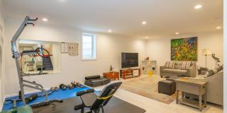 15 Pin Oak Lane Gallery 10