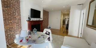 73 Gainsborough Street Gallery 4