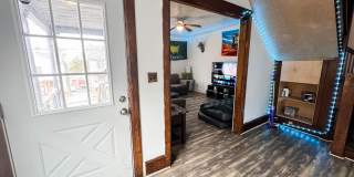 215 Prospect Street Gallery 12