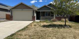 4 BEDROOM, 3 BATHROOM SINGLE FAMILY HOME WITH OFFICE/BONUS ROOM & 2 CAR ATTACHED GARAGE Gallery 1