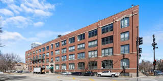 1727 S Indiana Ave Gallery 1
