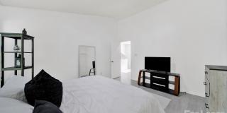 10541 Haddington Drive NW Gallery 21