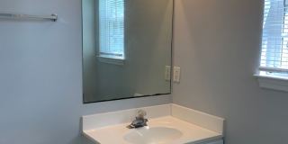 3 BD, 2 BA House: Freshly Painted + New Flooring + Available Now! Gallery 19