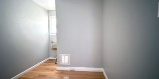 338 Snyder Gallery 6