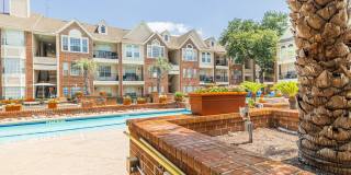 The Village at Bellaire Apartments Gallery 27