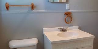 2 bedroom 1 bath duplex in Shawnee Gallery 13