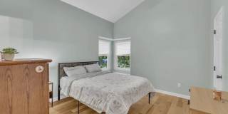 Room in 2 Bedroom Home at Tall Rock Ct Gallery 32