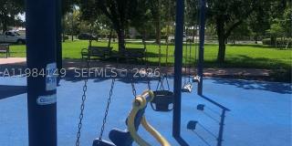 265-B Palm Ave Gallery 30