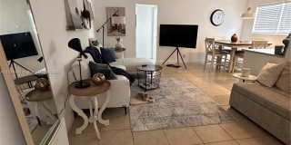 1100 NE 1st Ct Gallery 6