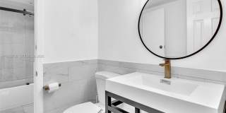 1345 West Ave Gallery 9