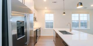 Alexan Harrison Apartments Gallery 8