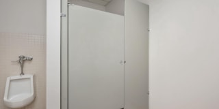 415 WOLFE Street Gallery 6