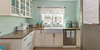 180 Cottage Walk Gallery 5