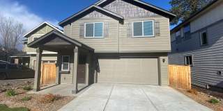 3 Bed 2.5 Bath renal home in Central Bend! Gallery 1