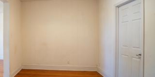 294 CLERK ST Gallery 7