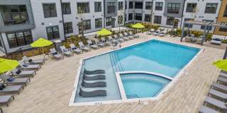 Canter Green Gallery 39