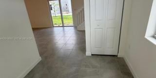 2740 SE 24th Ct Gallery 5