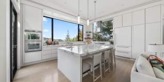 408 Golden Gate Avenue Gallery 29